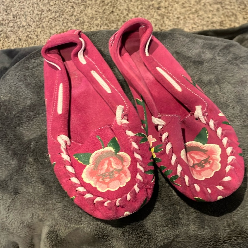 Naughty Monkey Fuchsia Embroidered Moccasins
